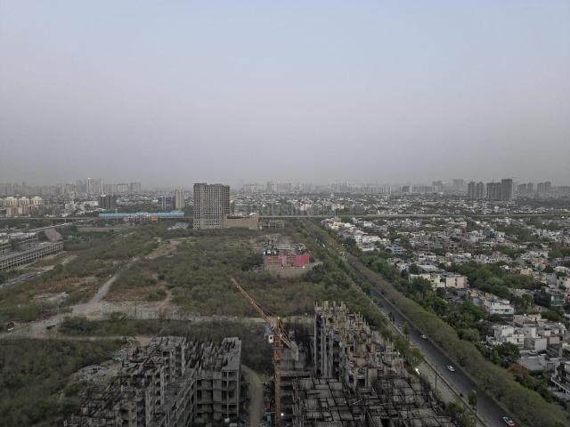 3.5 BHK Apartment in Sector 32 for resale Noida. The reference number is 20538826