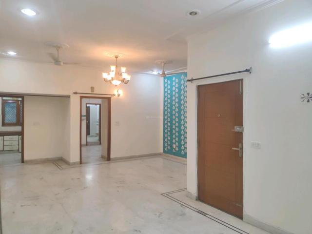 3.5 BHK Apartment in Sector 37 for rent Faridabad. The reference number is 20836055