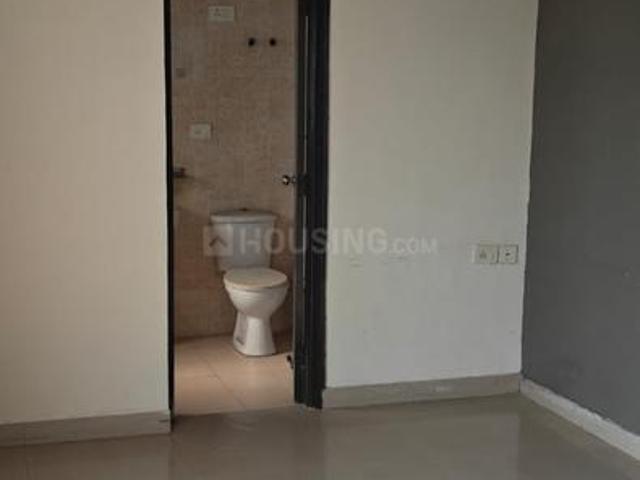 3.5 BHK Apartment in Sector 45 for rent Noida. The reference number is 21229909