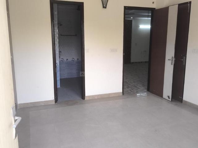 3.5 BHK Apartment in Sector 46 for rent Faridabad. The reference number is 20294153
