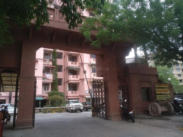 3.5 BHK Apartment in Sector 4 Dwarka for resale New Delhi. The reference number is 21128955