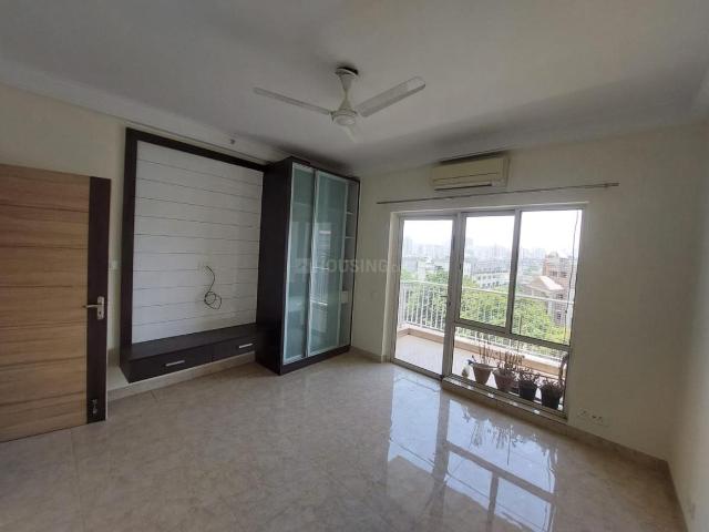 3.5 BHK Apartment in Sector 57 for rent Gurgaon. The reference number is 21021224