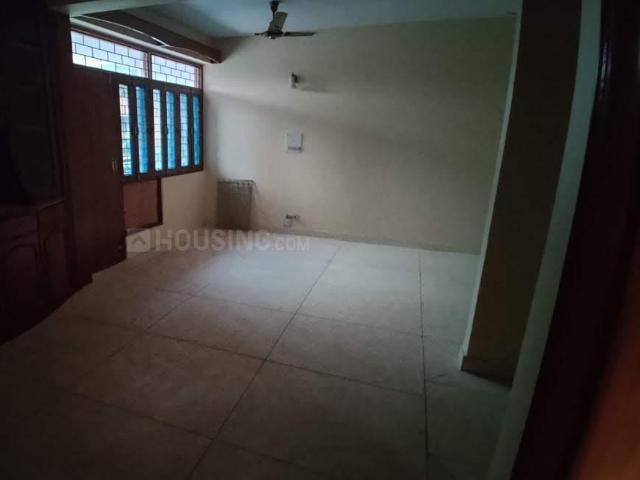 3.5 BHK Apartment in Sector 5 Dwarka for rent New Delhi. The reference number is 19244422