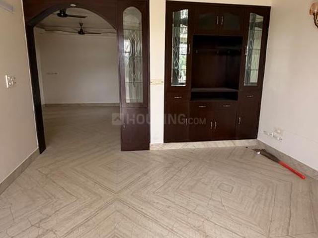 3.5 BHK Apartment in Sector 5 Dwarka for rent New Delhi. The reference number is 20378693