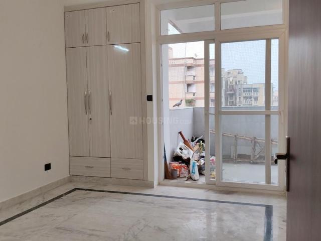 3.5 BHK Apartment in Sector 62 for rent Noida. The reference number is 20930362