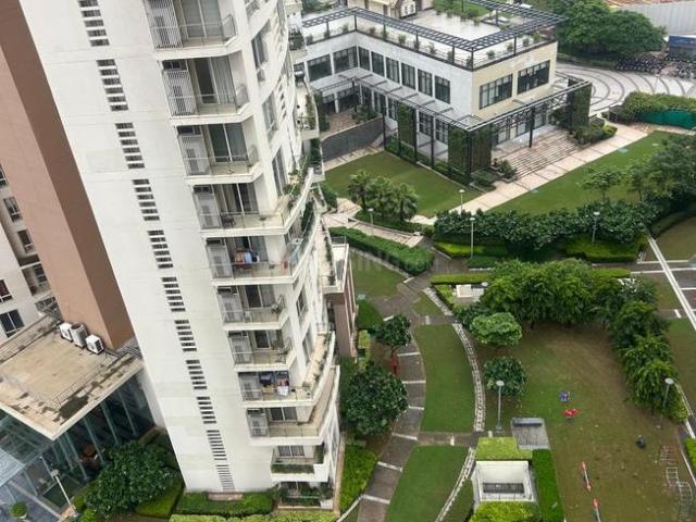 3.5 BHK Apartment in Sector 62 for resale Gurgaon. The reference number is 21152561