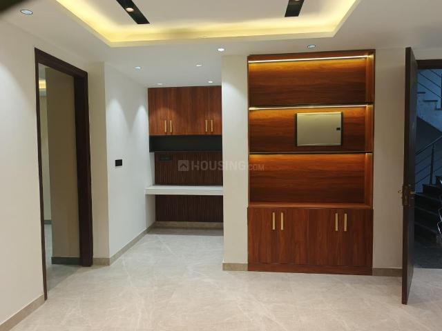 3.5 BHK Apartment in Sector 63 for rent Gurgaon. The reference number is 20524181