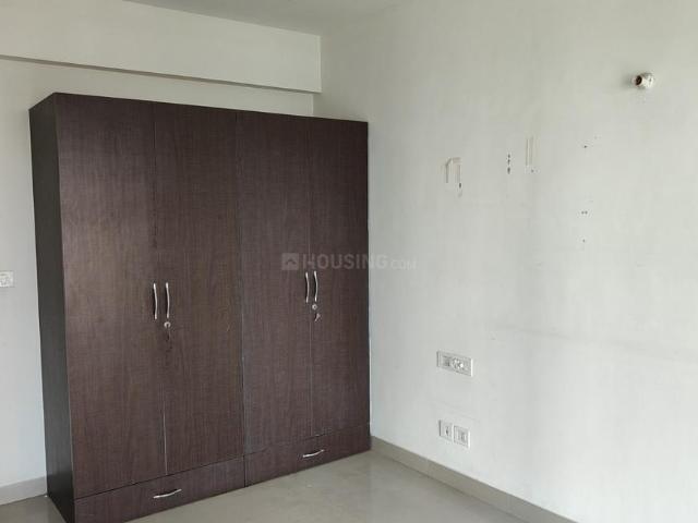 3.5 BHK Apartment in Sector 63 for rent Gurgaon. The reference number is 21063514