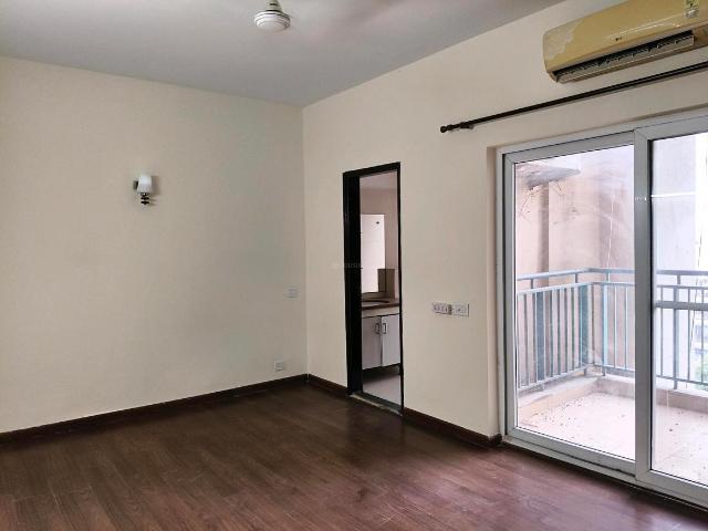 3.5 BHK Apartment in Sector 72 for rent Gurgaon. The reference number is 21190659
