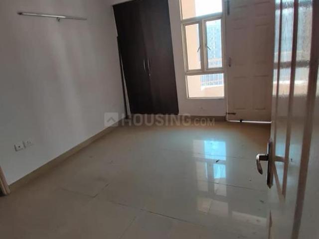 3.5 BHK Apartment in Sector 74 for rent Noida. The reference number is 20774781