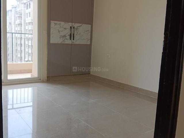 3.5 BHK Apartment in Sector 76 for rent Noida. The reference number is 20801809