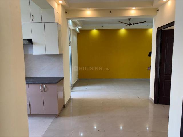 3.5 BHK Apartment in Sector 76 for rent Noida. The reference number is 21343393