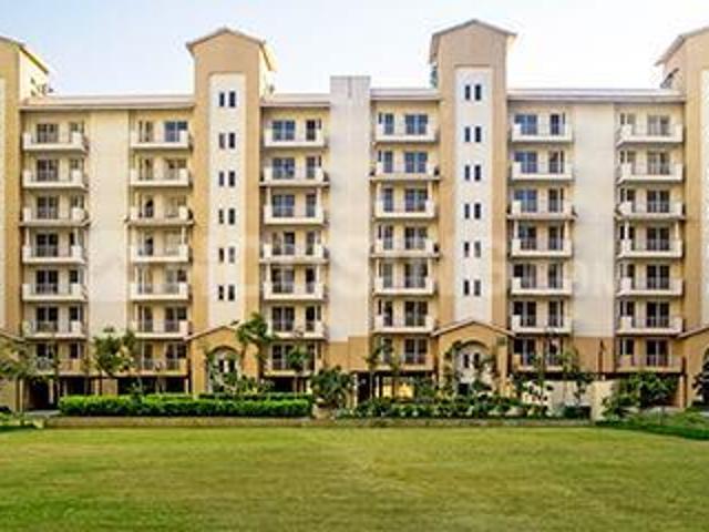 3.5 BHK Apartment in Sector 77 for resale Gurgaon. The reference number is 21083364