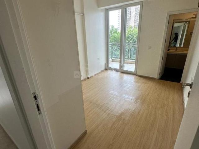 3.5 BHK Apartment in Sector 81 for rent Gurgaon. The reference number is 21120153