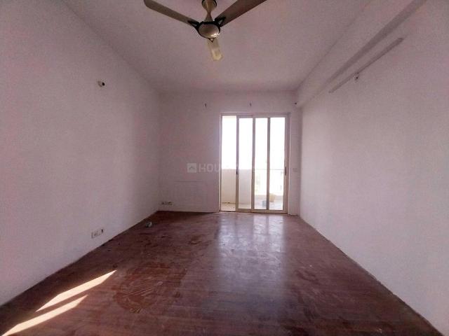 3.5 BHK Apartment in Sector 82 for resale Gurgaon. The reference number is 19880128