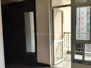 3.5 BHK Apartment in Sector 84 for rent Faridabad. The reference number is 19828319