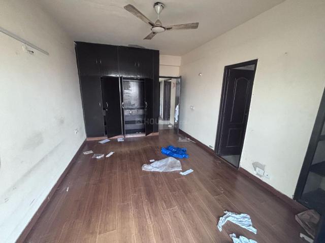 3.5 BHK Apartment in Sector 87 for resale Faridabad. The reference number is 18740066