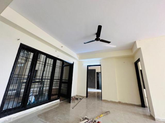 3.5 BHK Apartment in Sector 88 for rent Faridabad. The reference number is 19588903