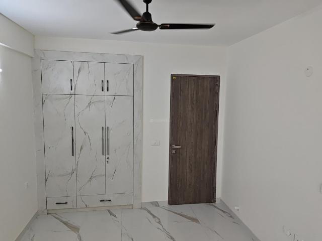 3.5 BHK Apartment in Sector 89 for rent Gurgaon. The reference number is 20773824