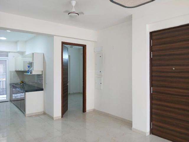 3.5 BHK Apartment in Sector 89 for rent Gurgaon. The reference number is 21152298