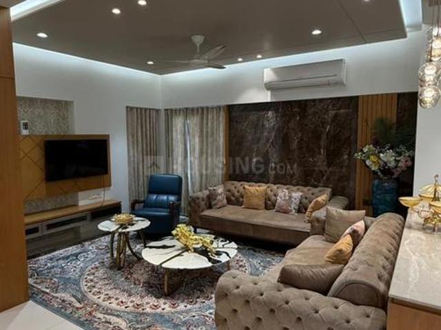 3.5 BHK Apartment in Shantigram for resale Ahmedabad. The reference number is 21227874