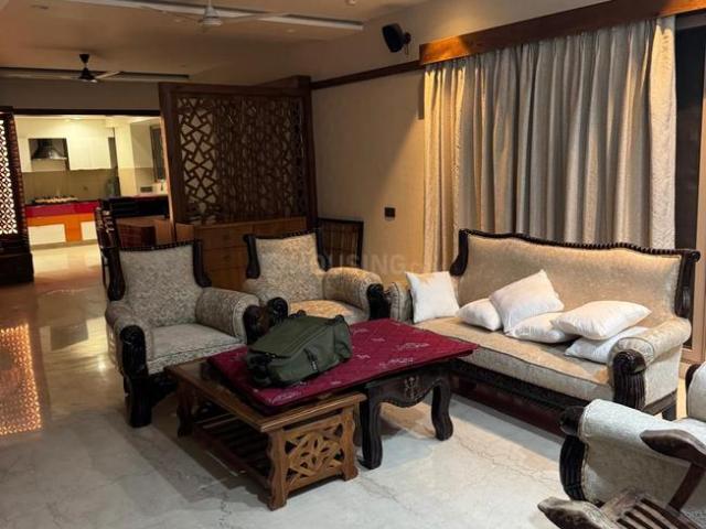 3.5 BHK Apartment in Shivaji Nagar for resale Pune. The reference number is 19938710