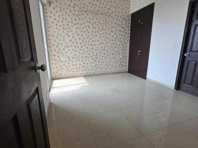 3.5 BHK Apartment in Siddharth Vihar for rent Ghaziabad. The reference number is 20490699