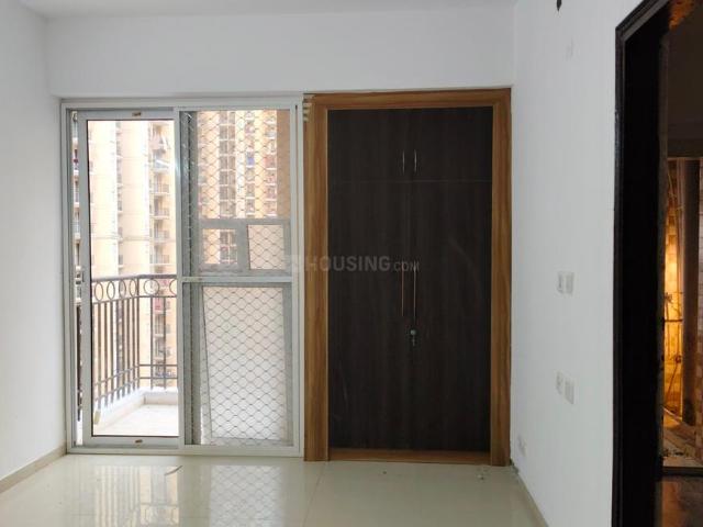 3.5 BHK Apartment in Siddharth Vihar for resale Ghaziabad. The reference number is 20668642