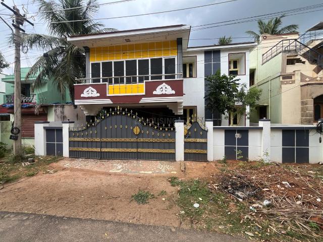 3.5 BHK Duplex in Nirmala Nagar RESIDENTIAL AREA for rent Thanjavur. The reference number is 21332543