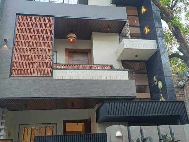 3.5 BHK Duplex in Sahastradhara Road for resale Dehradun. The reference number is 19842139