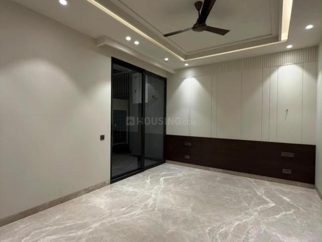 3.5 BHK Independent Builder Floor in Chittaranjan Park for resale New Delhi. The reference number is 21327838