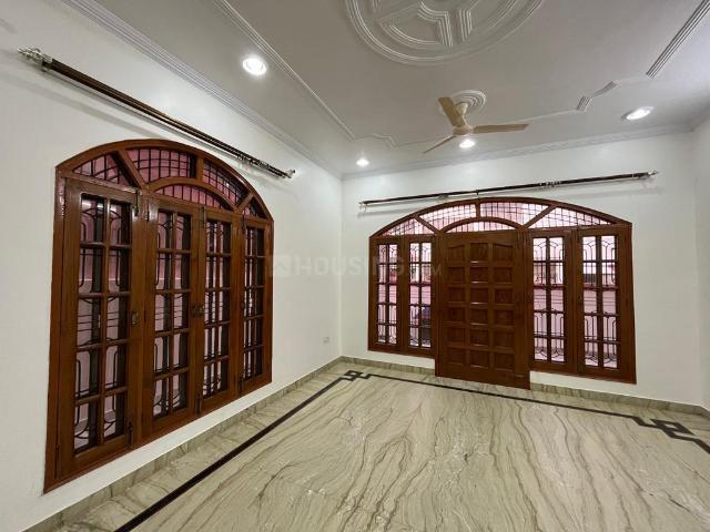 3.5 BHK Independent Builder Floor in Gomti Nagar for rent Lucknow. The reference number is 20607737