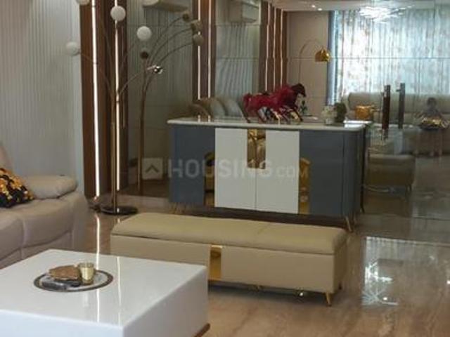 3.5 BHK Independent Builder Floor in DLF Phase 4 for rent Gurgaon. The reference number is 20890556