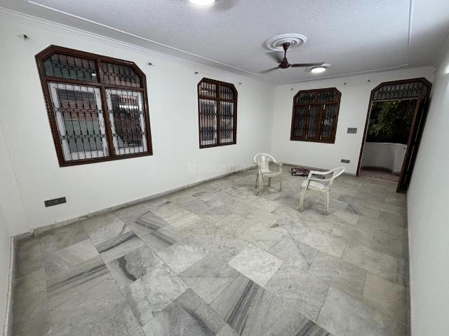 3.5 BHK Independent Builder Floor in Kirti Nagar for rent New Delhi. The reference number is 20348340