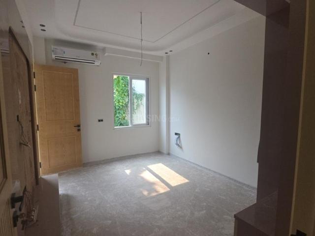 3.5 BHK Independent Builder Floor in Janakpuri for rent New Delhi. The reference number is 21298828