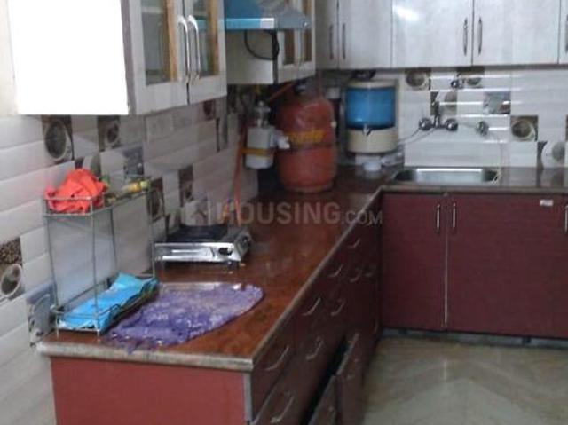 3.5 BHK Independent Builder Floor in Mayur Vihar Phase 1 for rent New Delhi. The reference number is 19871885