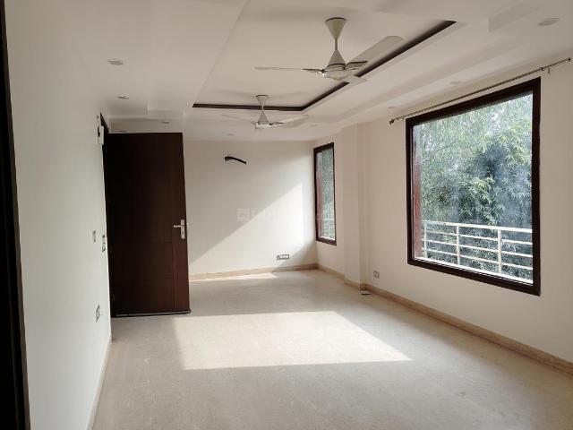 3.5 BHK Independent Builder Floor in Safdarjung Enclave for rent New Delhi. The reference number is 21031736