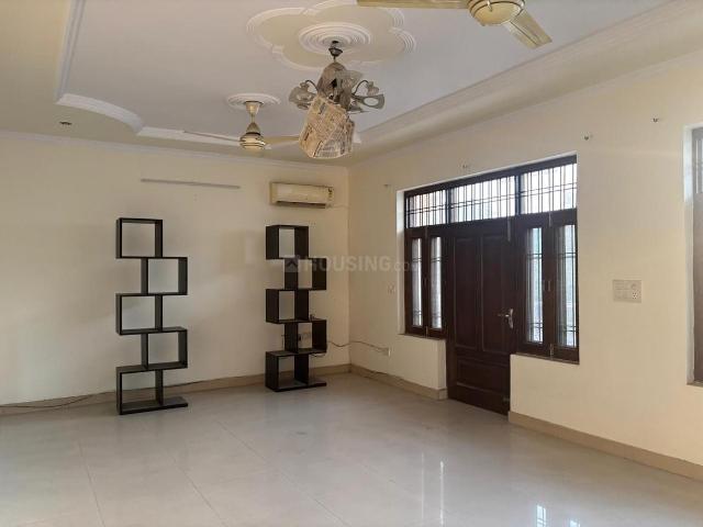 3.5 BHK Independent Builder Floor in Sector 15A for rent Faridabad. The reference number is 19788024