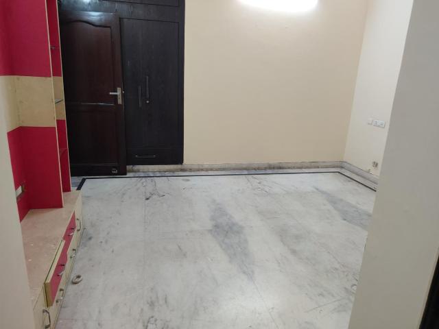 3.5 BHK Independent Builder Floor in Sector 21C for rent Faridabad. The reference number is 21071121