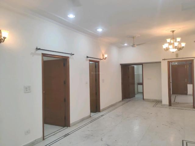 3.5 BHK Independent Builder Floor in Sector 37 for rent Faridabad. The reference number is 21125230