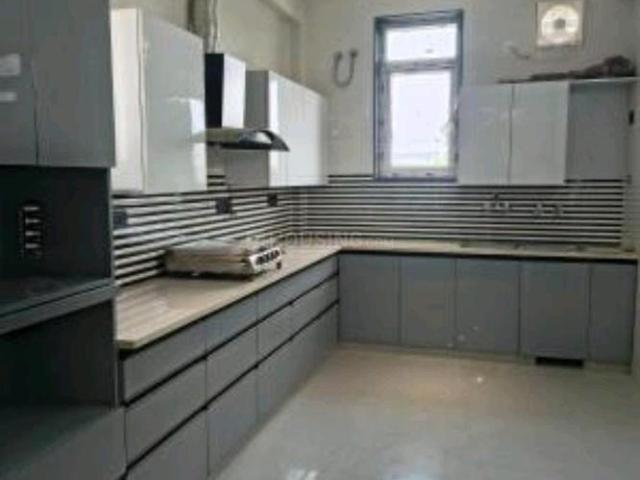 3.5 BHK Independent Builder Floor in Sector 46 for rent Noida. The reference number is 20947002