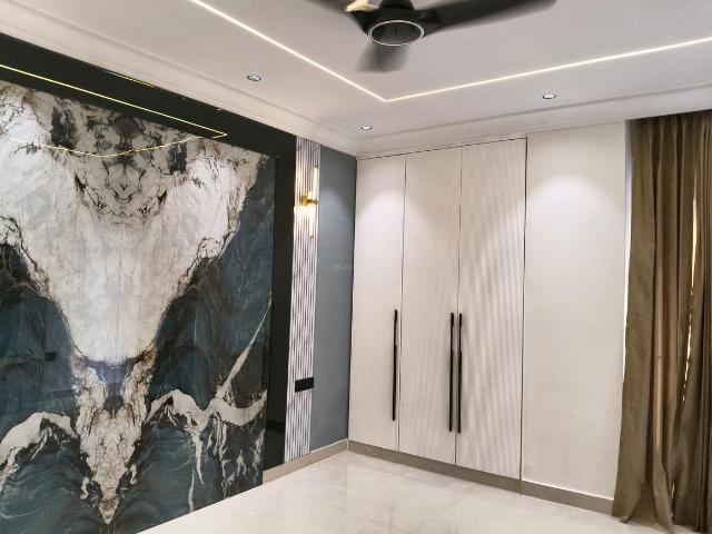 3.5 BHK Independent Builder Floor in Sector 56 for rent Gurgaon. The reference number is 19927791
