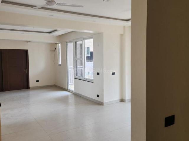 3.5 BHK Independent Builder Floor in Sector 52 for rent Gurgaon. The reference number is 20724431