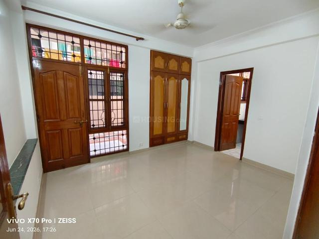 3.5 BHK Independent Builder Floor in Sector 52 for rent Gurgaon. The reference number is 21121812