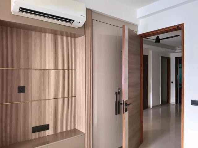 3.5 BHK Independent Builder Floor in Sector 52 for resale Gurgaon. The reference number is 19923784