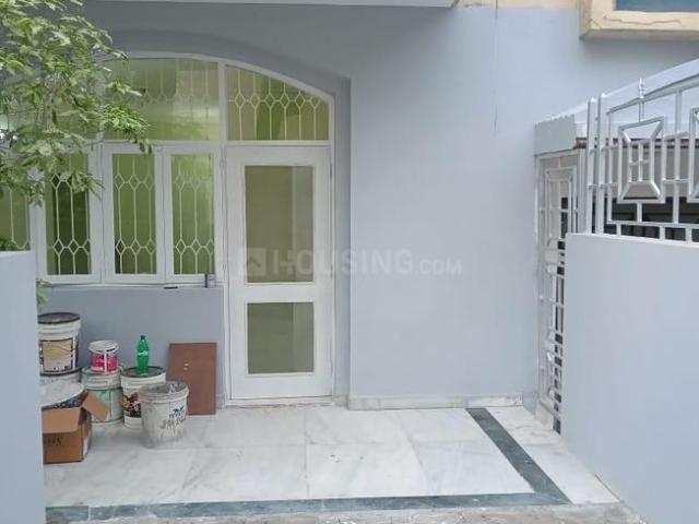 3.5 BHK Independent Builder Floor in Sector 52 for resale Gurgaon. The reference number is 21134373