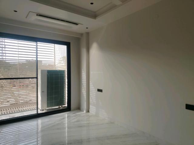 3.5 BHK Independent Builder Floor in Sector 60 for resale Gurgaon. The reference number is 17072226