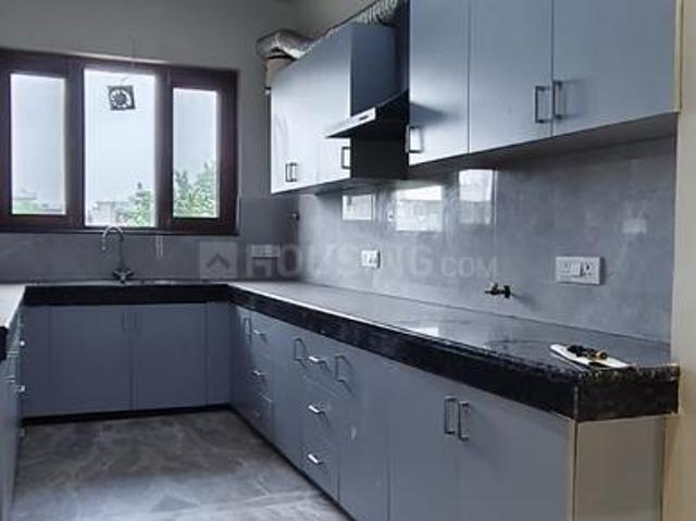 3.5 BHK Independent Builder Floor in Sector 81 for resale Gurgaon. The reference number is 21171853