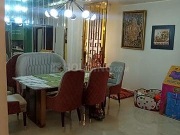 3.5 BHK Independent Builder Floor in Patel Nagar for resale New Delhi. The reference number is 18049350