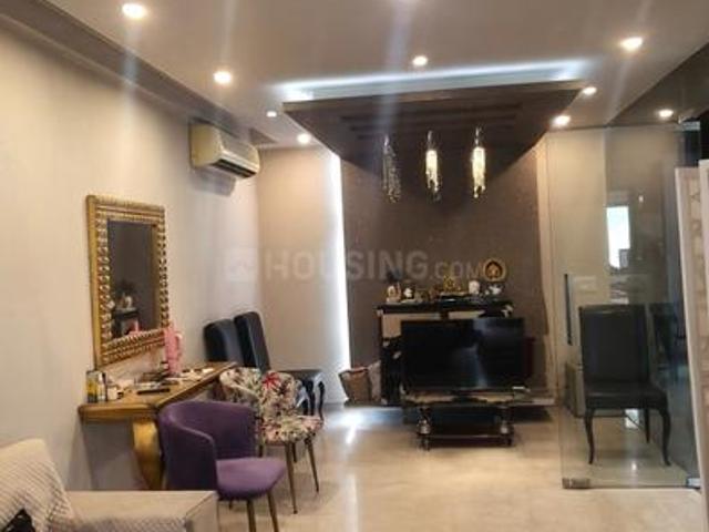 3.5 BHK Independent Builder Floor in Patel Nagar for resale New Delhi. The reference number is 20585950